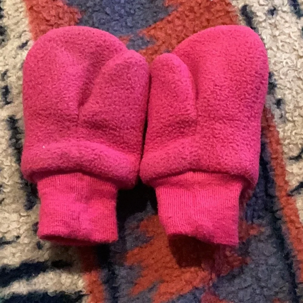 EUC Patagonia infant mittens